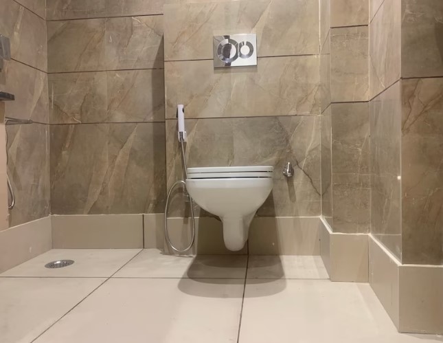 Qotel Comfort Golden Saffron Punjabi Bagh,West Delhi,3 star